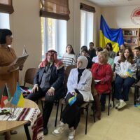 «Дипломатичні зустрічі»: презентація книги «У пошуках коштовних перлин»
