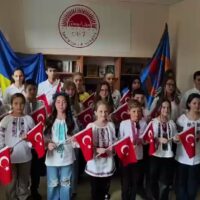 Участь учнів у пісенному флешмобі від Посольства України в Туреччині