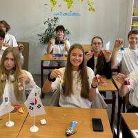 Онлайн зустріч з учнями  Shinjeong girls’ middle school